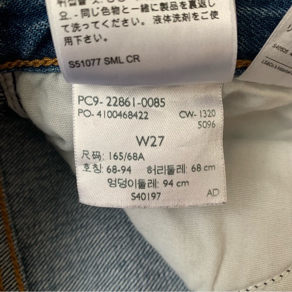 Levi’s Wedgie Jeans - Picture 9 of 10